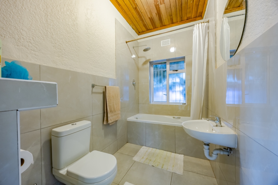 4 Bedroom Property for Sale in Mowbray Western Cape